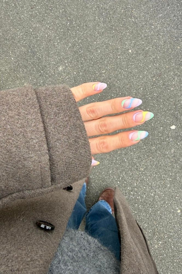 Pastel Swirl Look