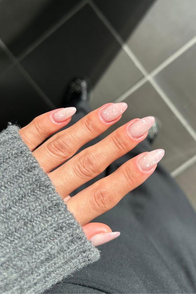 Dazzle Me · 573 – Builder Gel von Nailster, Bild 3