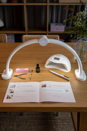 Curve LED Table Lamp
