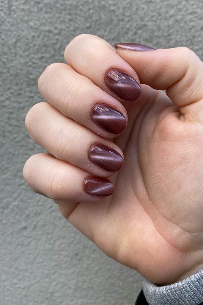 Dusty Cat Eye · 329 – Gel Polish Cat Eye von Nailster, Bild 3