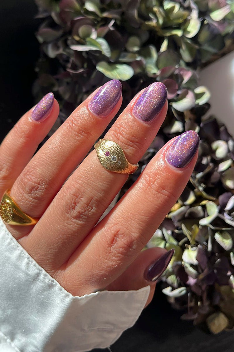 Fireworks Cat Eye · 320 – Gel Polish Cat Eye von Nailster, Bild 3