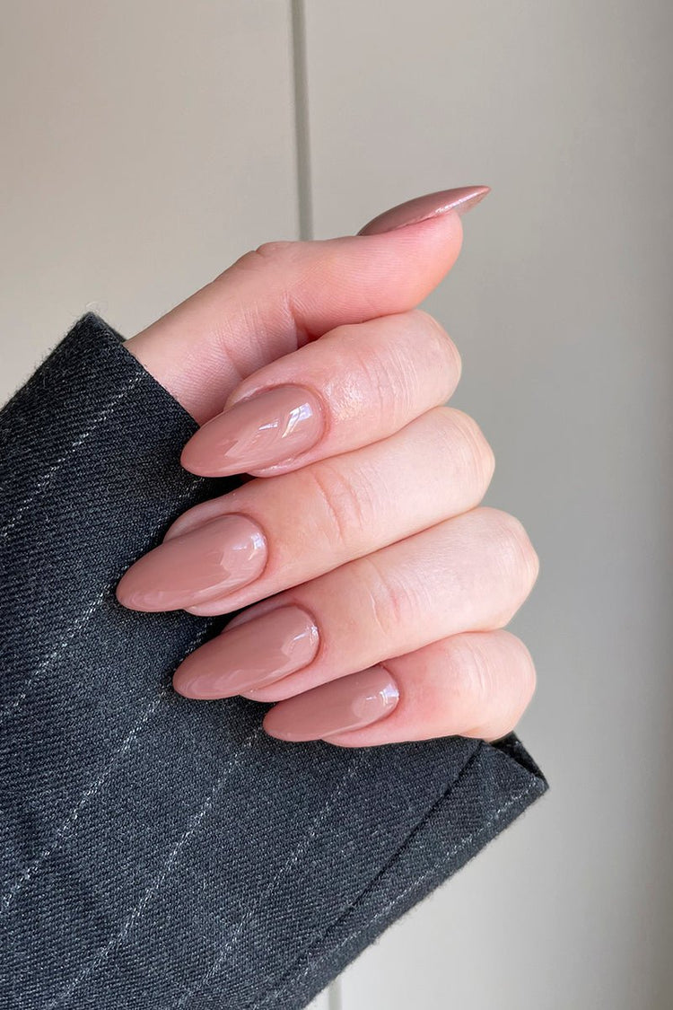 Light Chocolate · 254 – Gel Polish von Nailster, Bild 3