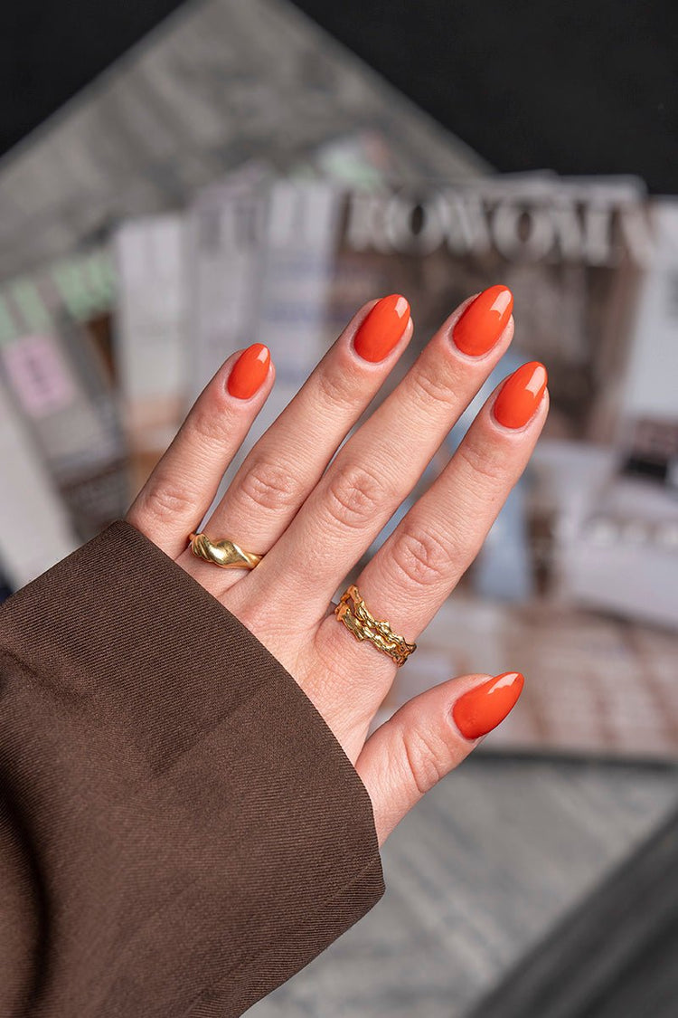 Red Lady · 12 – Gel Polish von Nailster, Bild 3