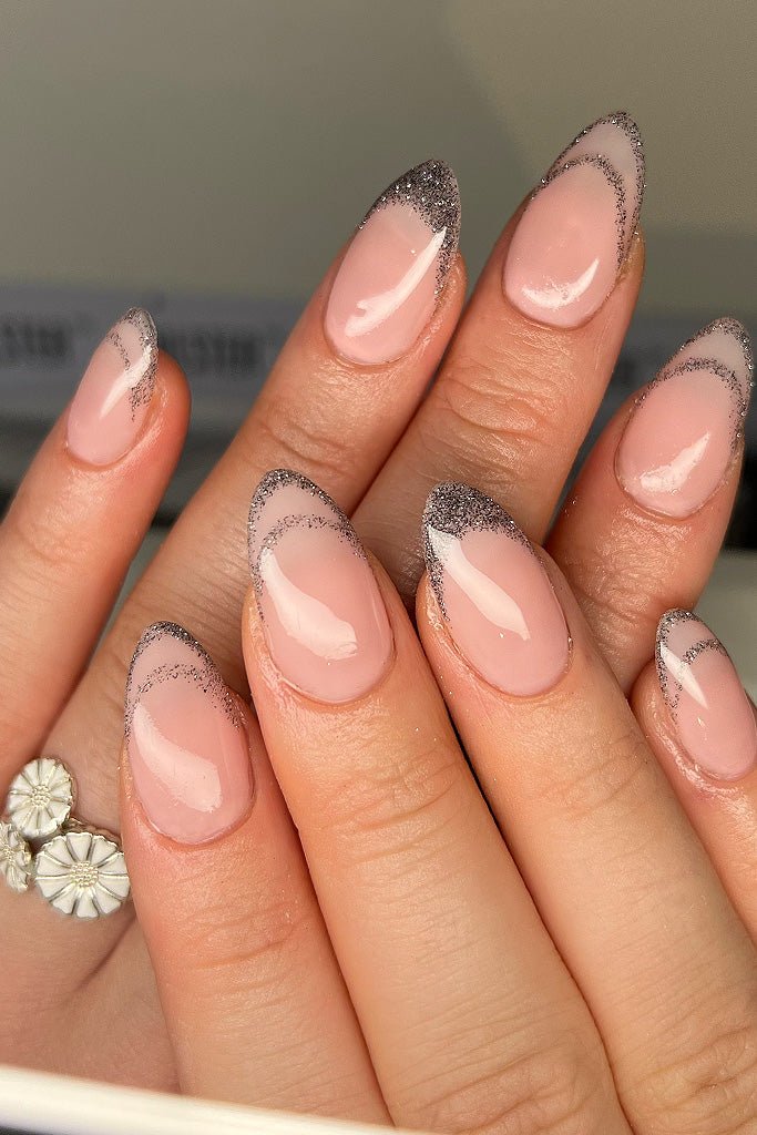Reflective Dark · 358 von Nailster, Bild 3