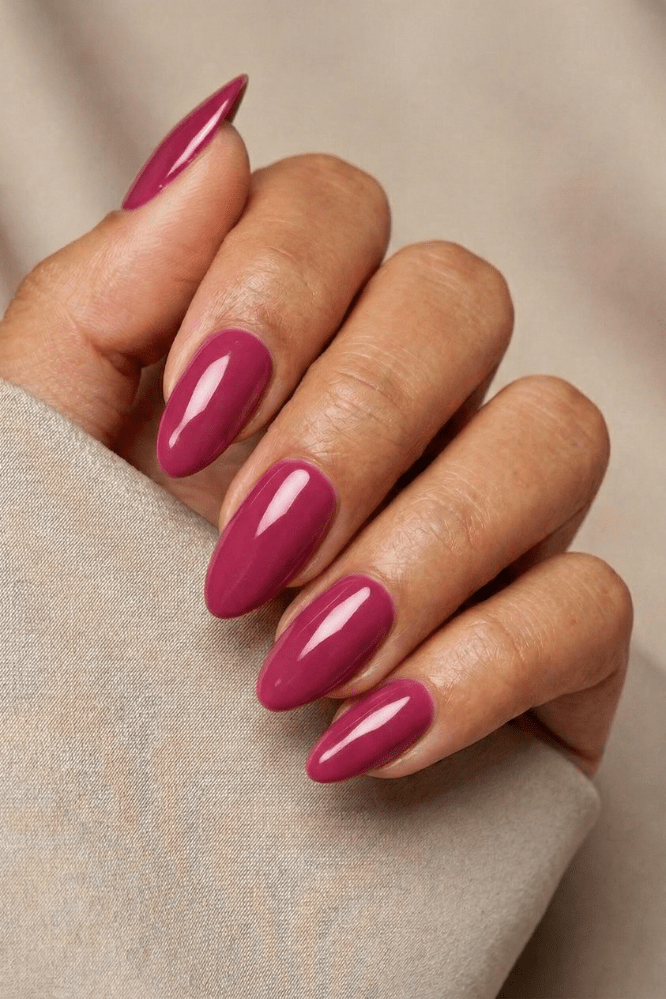 Serenade · 528 – Gel Polish von Nailster, Bild 3