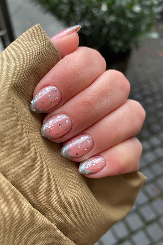 Shark Tale  · 299 – Gel Polish von Nailster, Bild 3