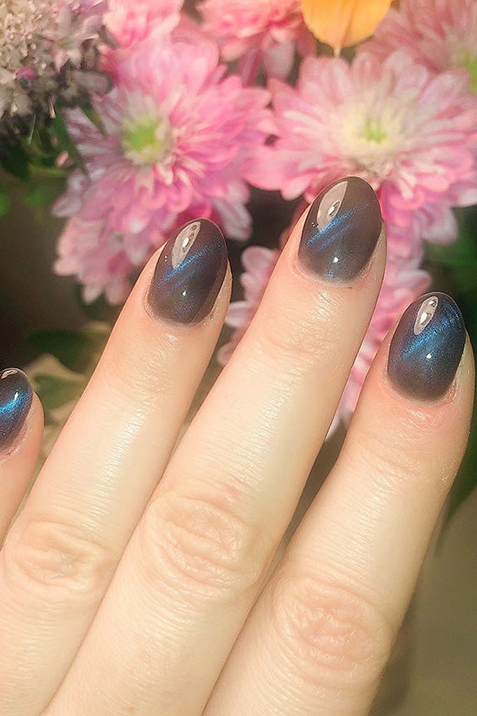 Shooting Star Cat Eye · 322 – Gel Polish Cat Eye von Nailster, Bild 3