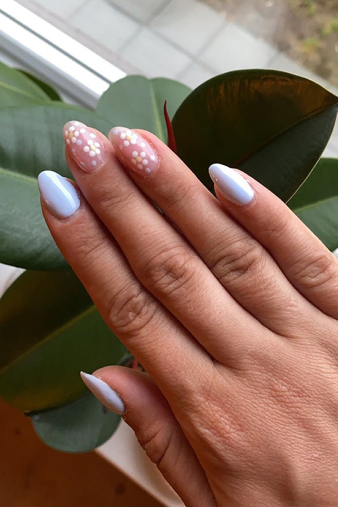 Soft Blue  · 64 – Gel Polish von Nailster, Bild 3