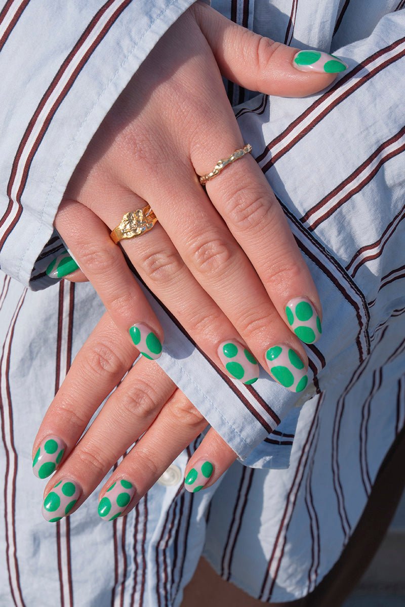 Toxic Green · 65